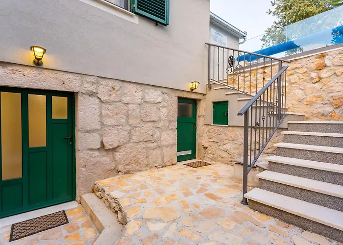 Marta וילה Unesic